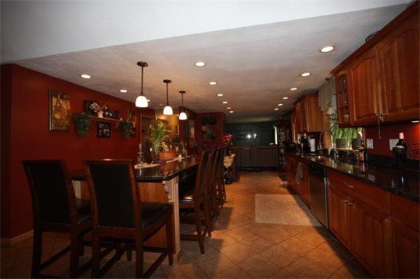 26 Wallingford Road Auburn, MA 01607 - Photo 10 of 21 Gallery Image 10