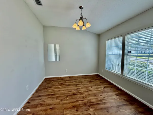 $2,100 | 929 Raindrop Lane, Middleburg, FL 32068