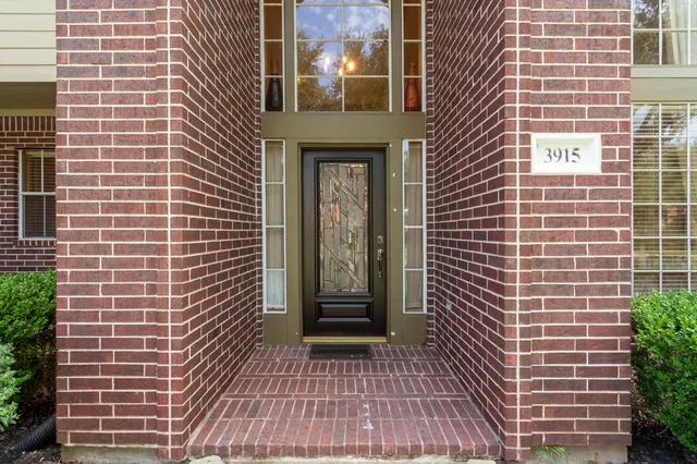a view of a brick building