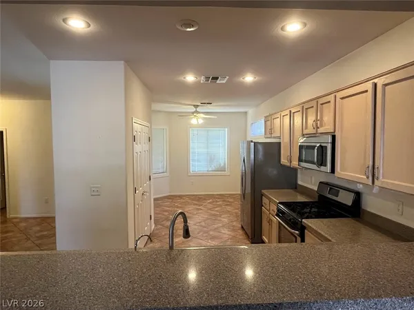 $2,200 | 3034 Seaford Peak Drive, Henderson, NV 89052