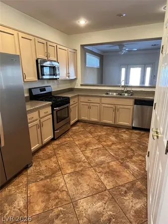 $2,200 | 3034 Seaford Peak Drive, Henderson, NV 89052
