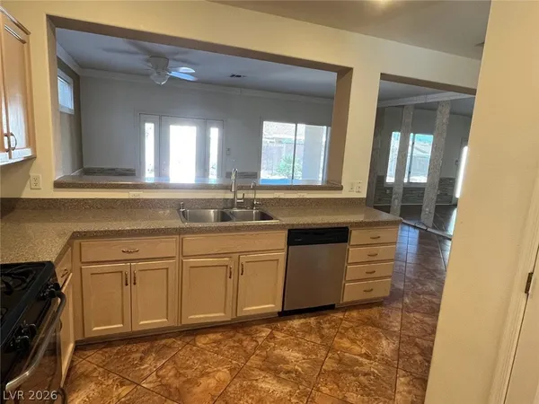 $2,200 | 3034 Seaford Peak Drive, Henderson, NV 89052