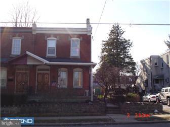 3322 Rhawn Street Philadelphia, PA 19136 - Photo 4 of 9 Exterior Front