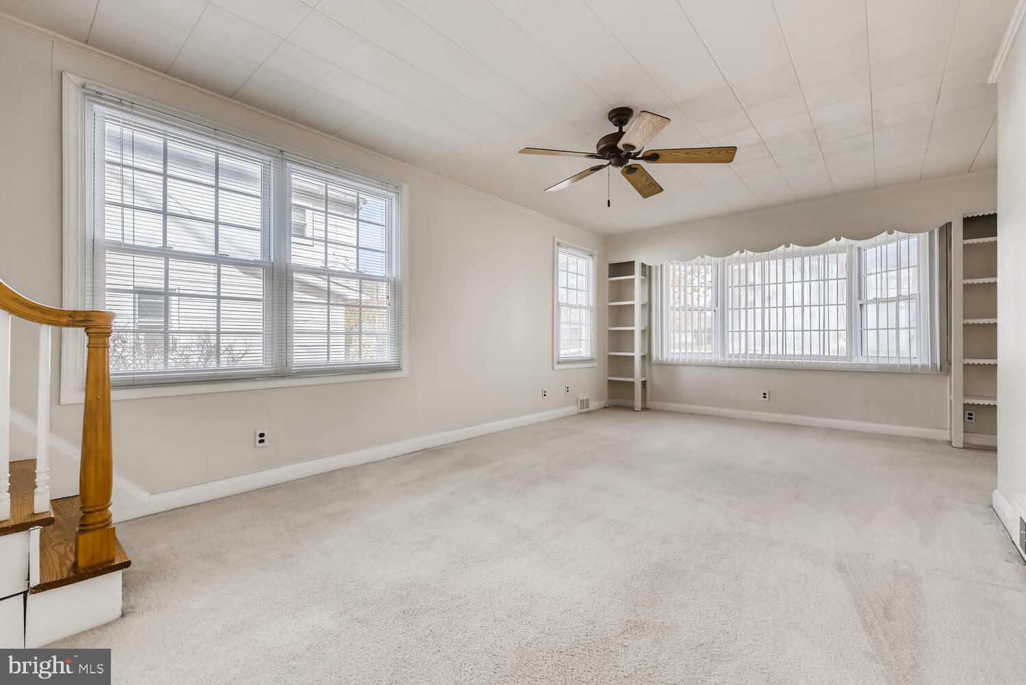 8476 Greenway Road Pasadena, MD 21122 - Photo 3 of 16 Gallery Image 3