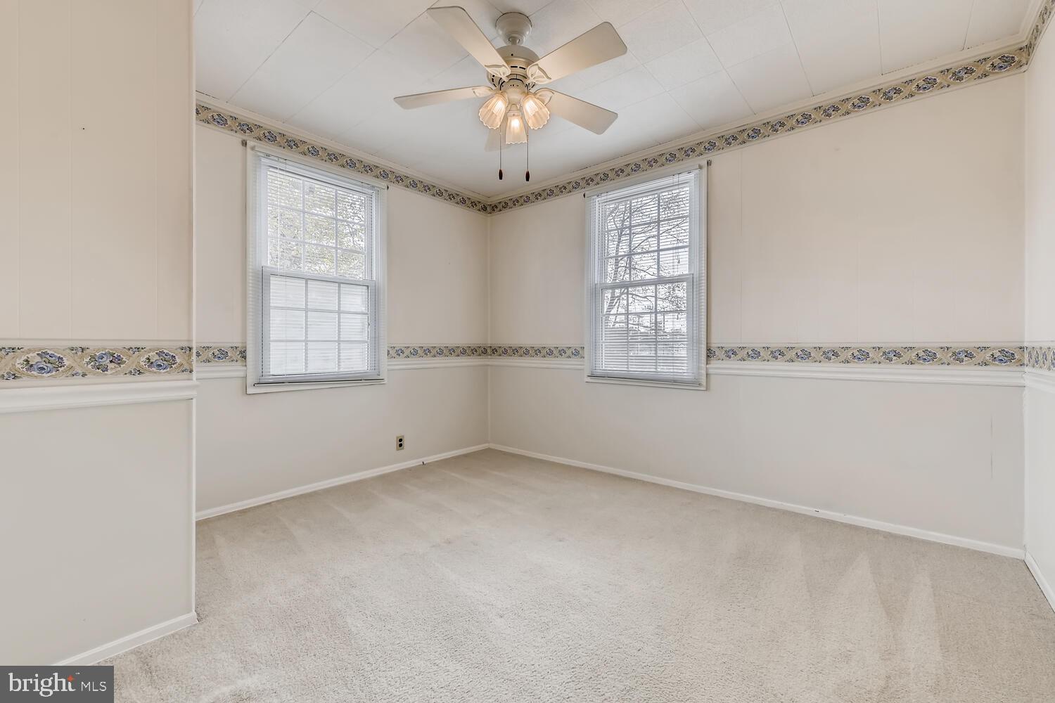 8476 Greenway Road Pasadena, MD 21122 - Photo 10 of 16 Gallery Image 10