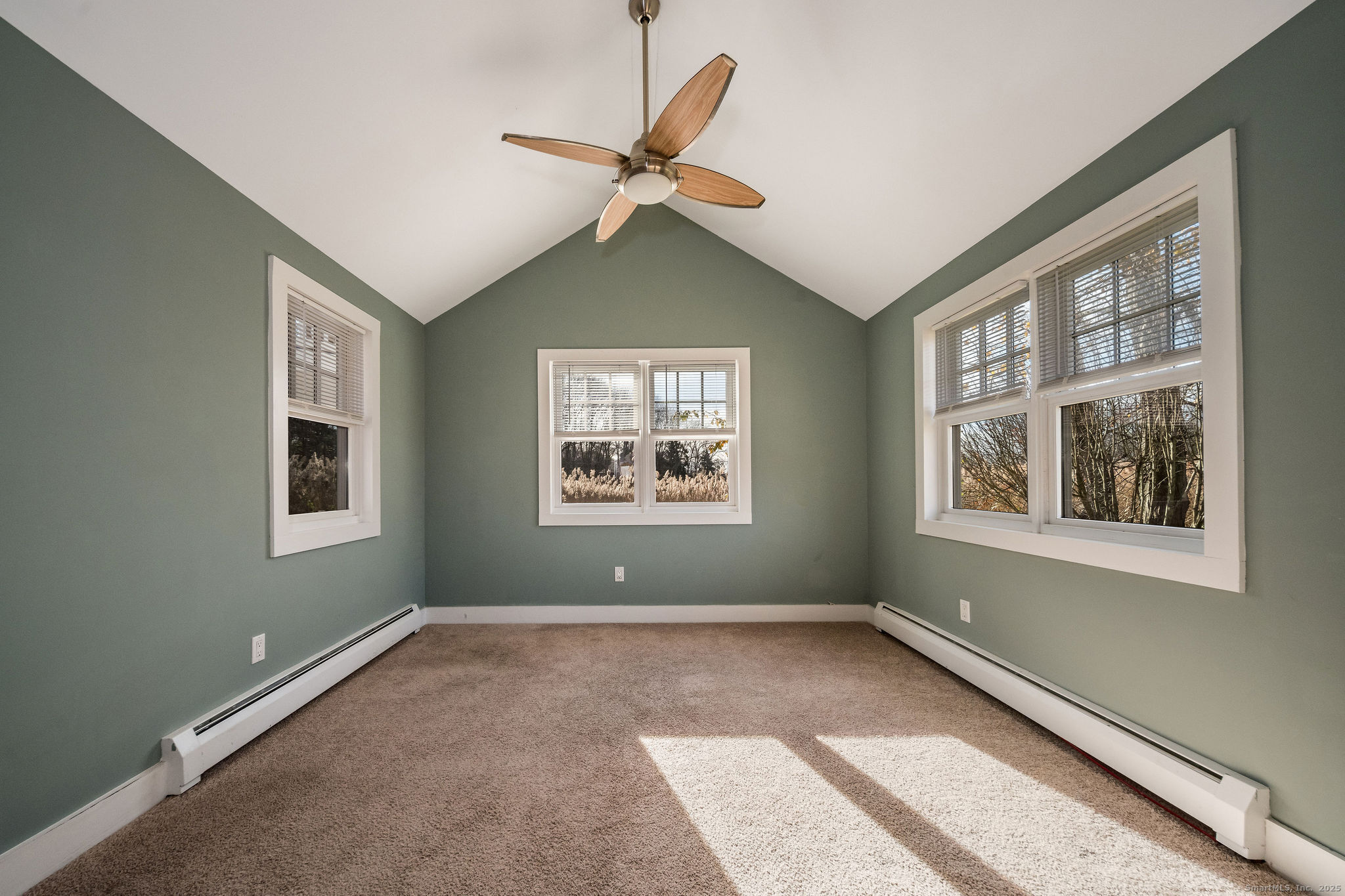 90 Boston Post Road Madison, CT 06443 - Photo 20 of 38 a view of an empty room with a window