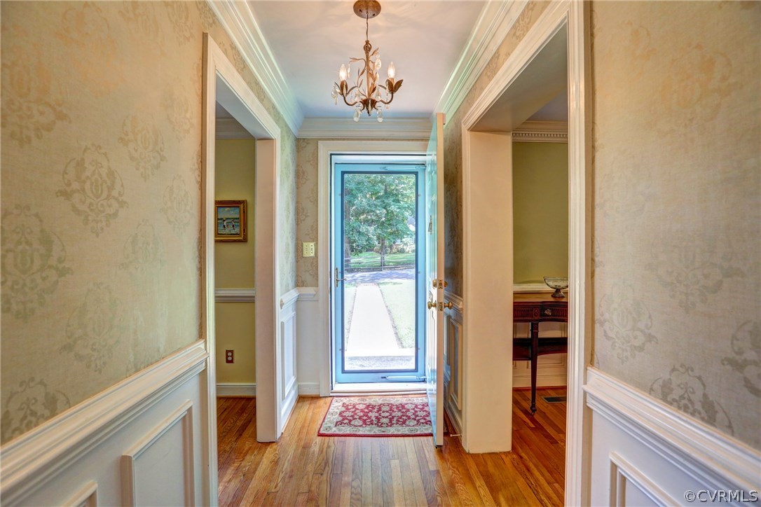 7102 Pinetree Road Henrico, VA 23229 - Photo 5 of 50 Gallery Image 5