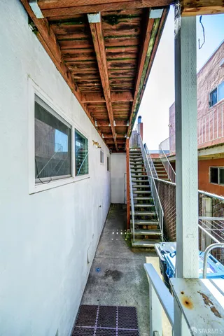 $825,000 | 54 Garibaldi Street, Daly City, CA 94014