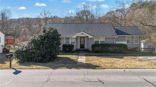 $368,000 | 230 Danielsville Street, Jefferson, GA 30549