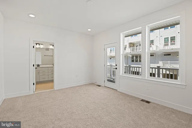 $3,250 | 19874 Yellow Daisy Terrace, Ashburn, VA 20147