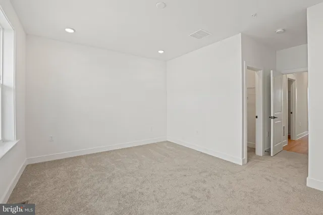 $3,250 | 19874 Yellow Daisy Terrace, Ashburn, VA 20147