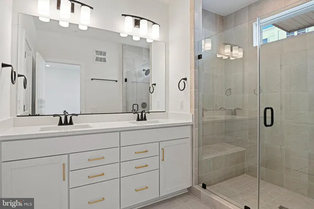 $3,250 | 19874 Yellow Daisy Terrace, Ashburn, VA 20147