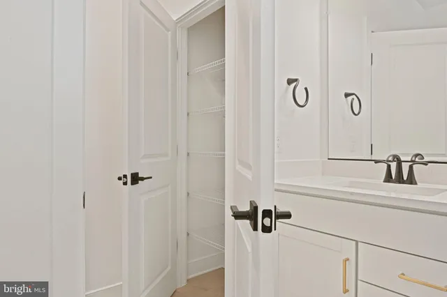 $3,250 | 19874 Yellow Daisy Terrace, Ashburn, VA 20147