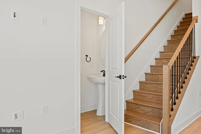 $3,250 | 19874 Yellow Daisy Terrace, Ashburn, VA 20147