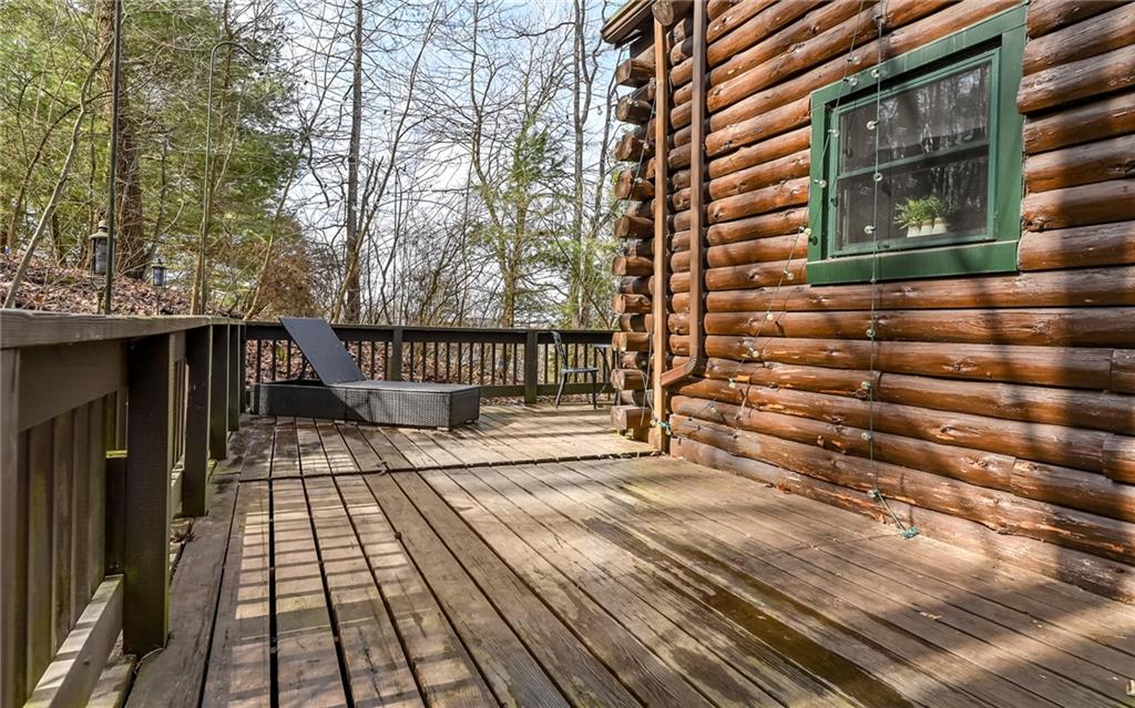 110 Butler Street Extension Valencia, PA 16059 - Photo 39 of 48 Side/back wrap around deck