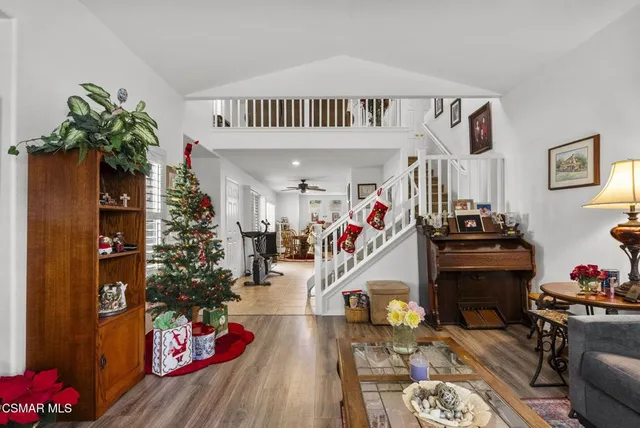 a view of a livingroom with furniture