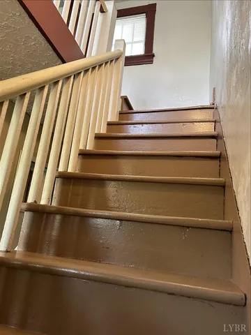 $89,000 | 207 Winston Ridge Road, Lynchburg, VA 24501