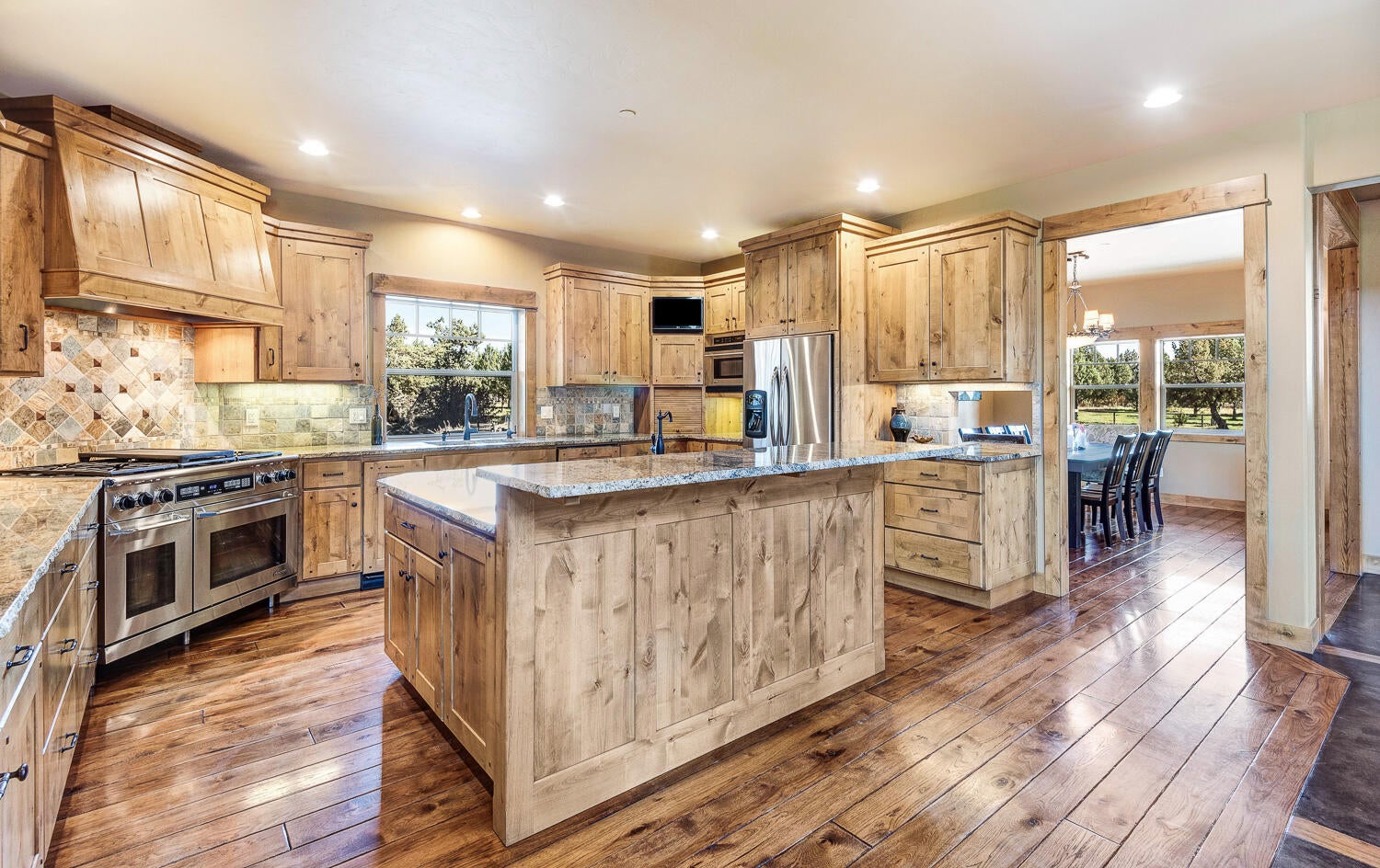 25895 Ogles Road Bend, OR 97701 - Photo 14 of 53 14
