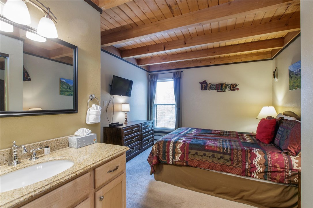 8300 Ryan Gulch Road, Unit 201F Silverthorne, CO 80498 - Photo 12 of 25 Gallery Image 12
