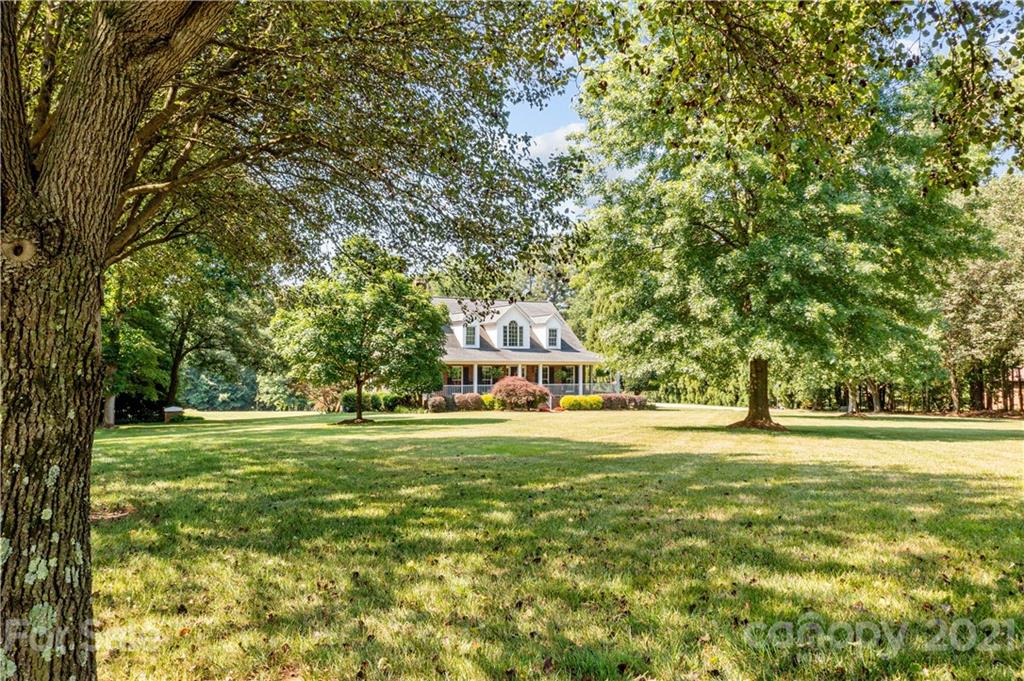 8094 Webbs Road Denver, NC 28037 - Photo 3 of 48 Gallery Image 3