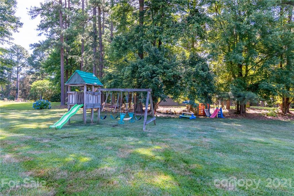 8094 Webbs Road Denver, NC 28037 - Photo 26 of 48 Gallery Image 26