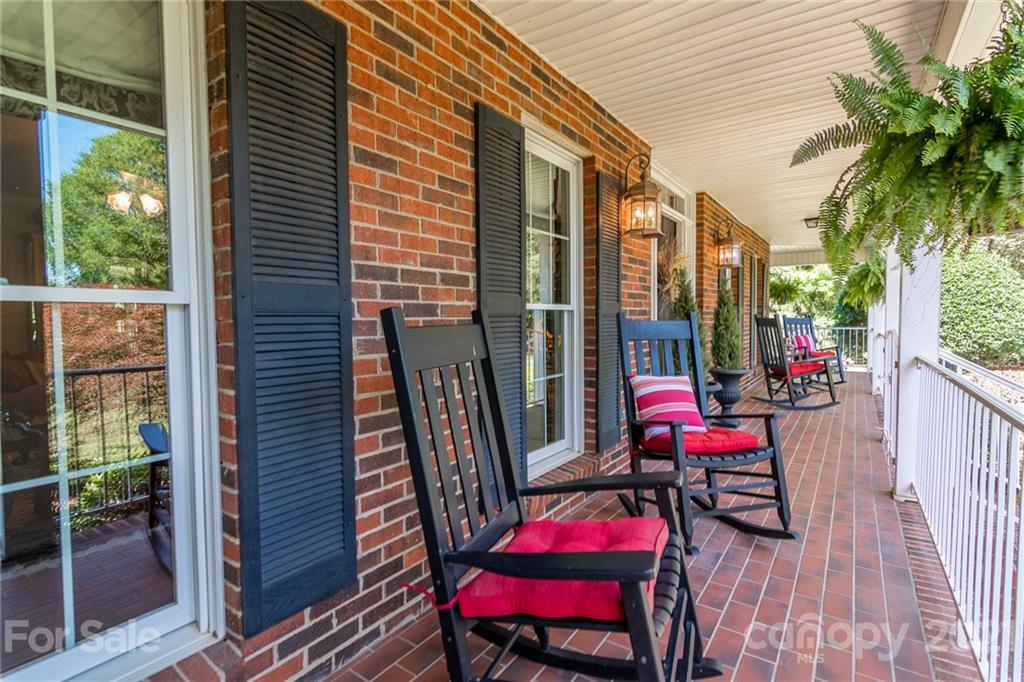 8094 Webbs Road Denver, NC 28037 - Photo 5 of 48 Gallery Image 5