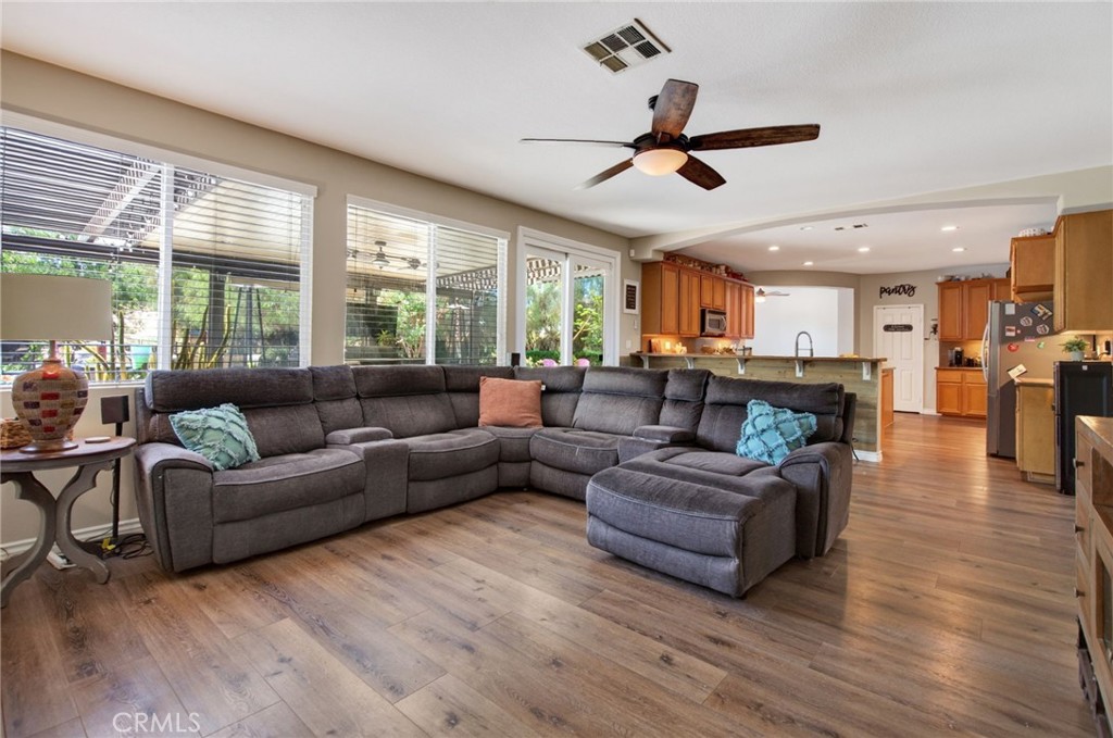 18397 Swallowtail Lane Riverside, CA 92504 - Photo 20 of 75 Gallery Image 20