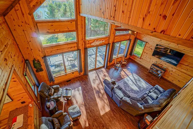 $1,599,000 | W5453 North Shore Drive, New Lisbon, WI 53950