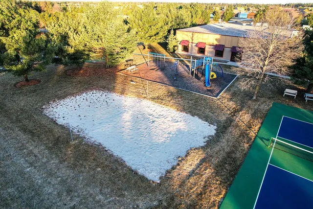 $1,599,000 | W5453 North Shore Drive, New Lisbon, WI 53950