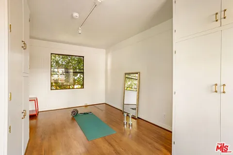 $2,195,000 | 367 North Orange Drive, Los Angeles, CA 90036