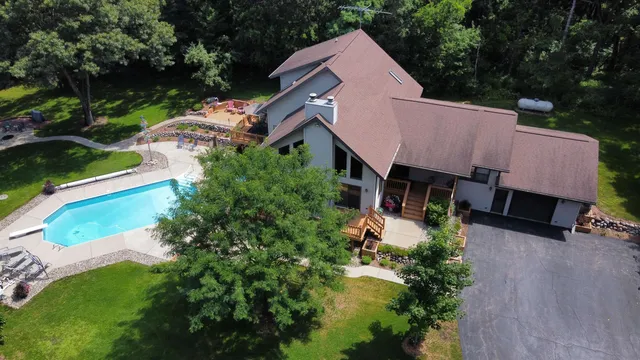 $695,000 | W2948 County Rd C, Montello, WI 53949