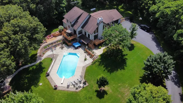 $695,000 | W2948 County Rd C, Montello, WI 53949