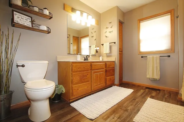 $695,000 | W2948 County Rd C, Montello, WI 53949