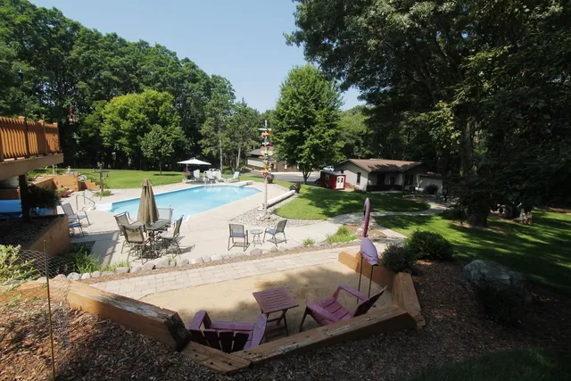 $695,000 | W2948 County Rd C, Montello, WI 53949