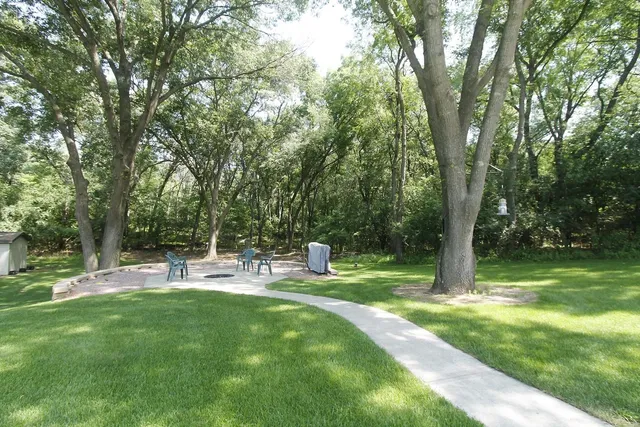 $695,000 | W2948 County Rd C, Montello, WI 53949