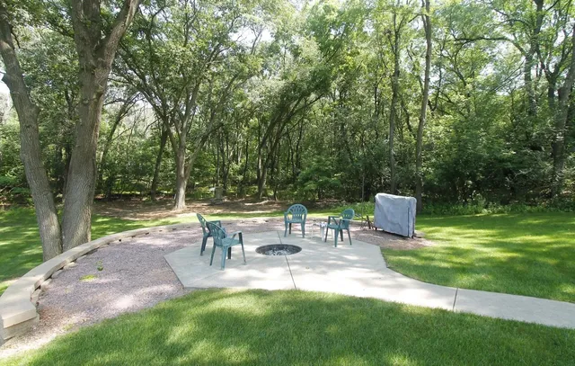 $695,000 | W2948 County Rd C, Montello, WI 53949