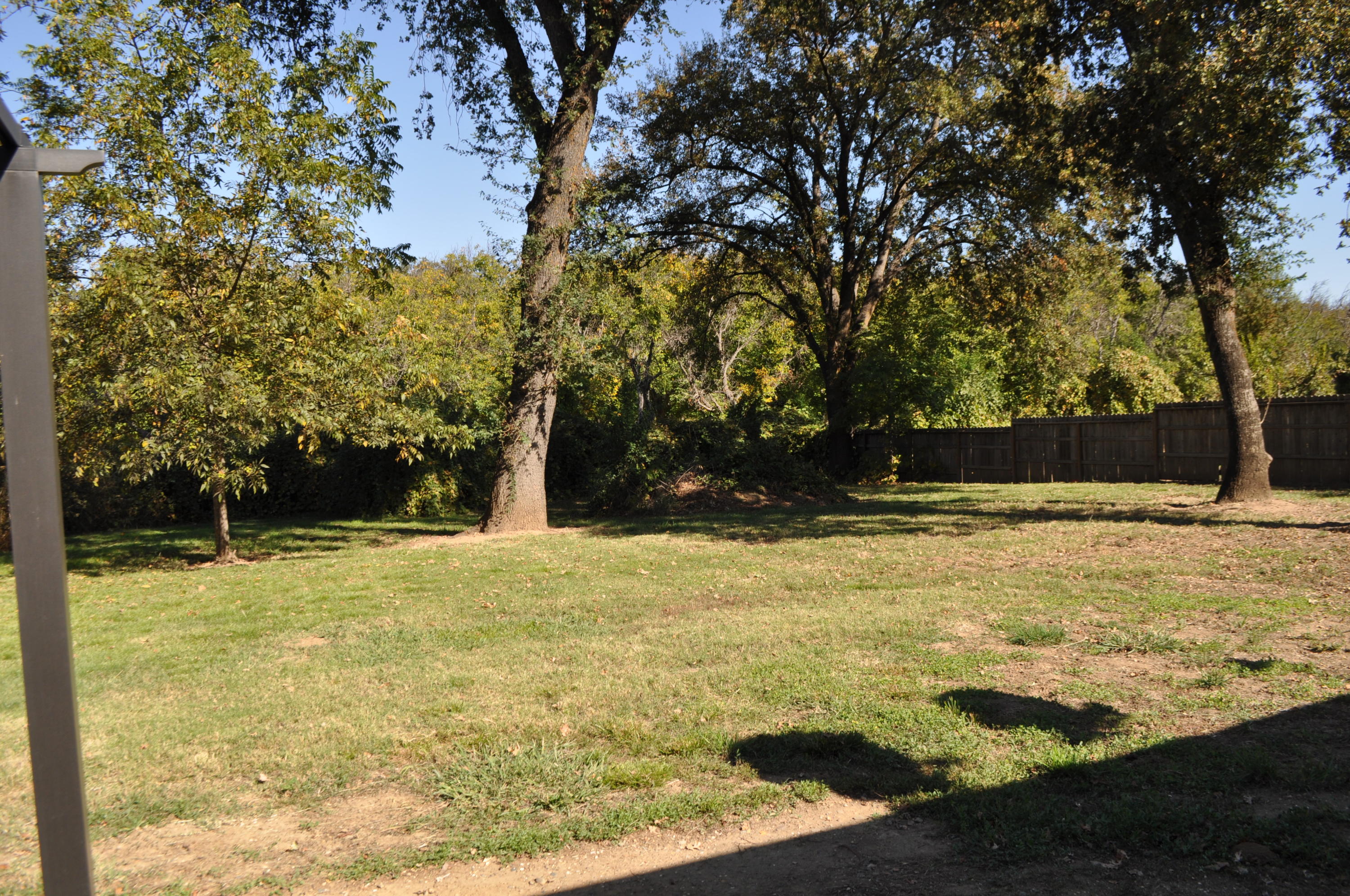 5475 Balls Ferry Road Anderson, CA 96007 - Photo 7 of 11 Back g