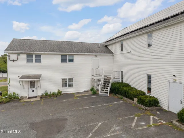 $1,730,000 | 1688 Highway 9, Schodack, NY 12033