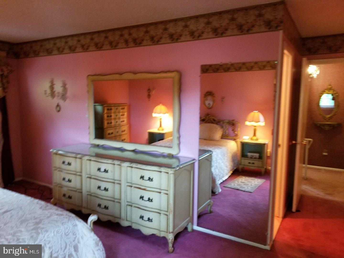 11101 Greiner Road Philadelphia, PA 19116 - Photo 17 of 24 Gallery Image 17