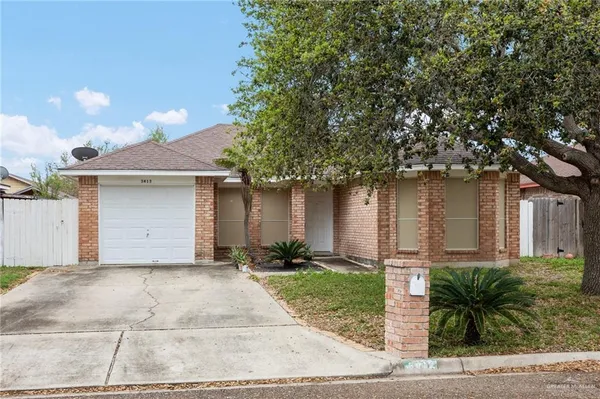 $1,500 | 3413 Yucca Avenue, McAllen, TX 78504