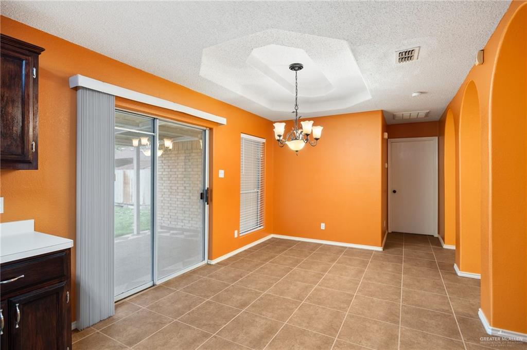 3413 Yucca Avenue McAllen, TX 78504 - Photo 4 of 11