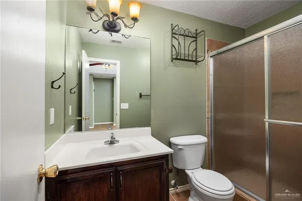 $1,500 | 3413 Yucca Avenue, McAllen, TX 78504