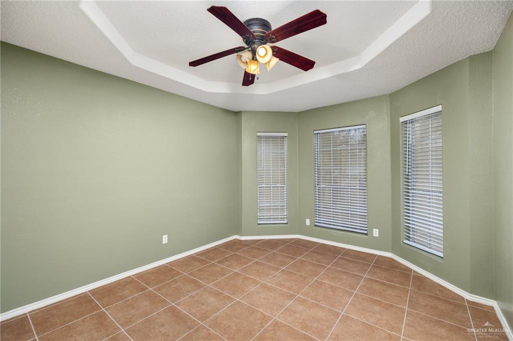 3413 Yucca Avenue McAllen, TX 78504 - Photo 8 of 11