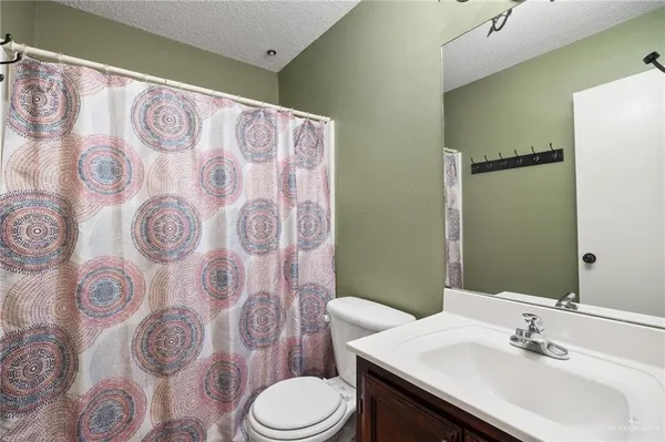 $1,500 | 3413 Yucca Avenue, McAllen, TX 78504