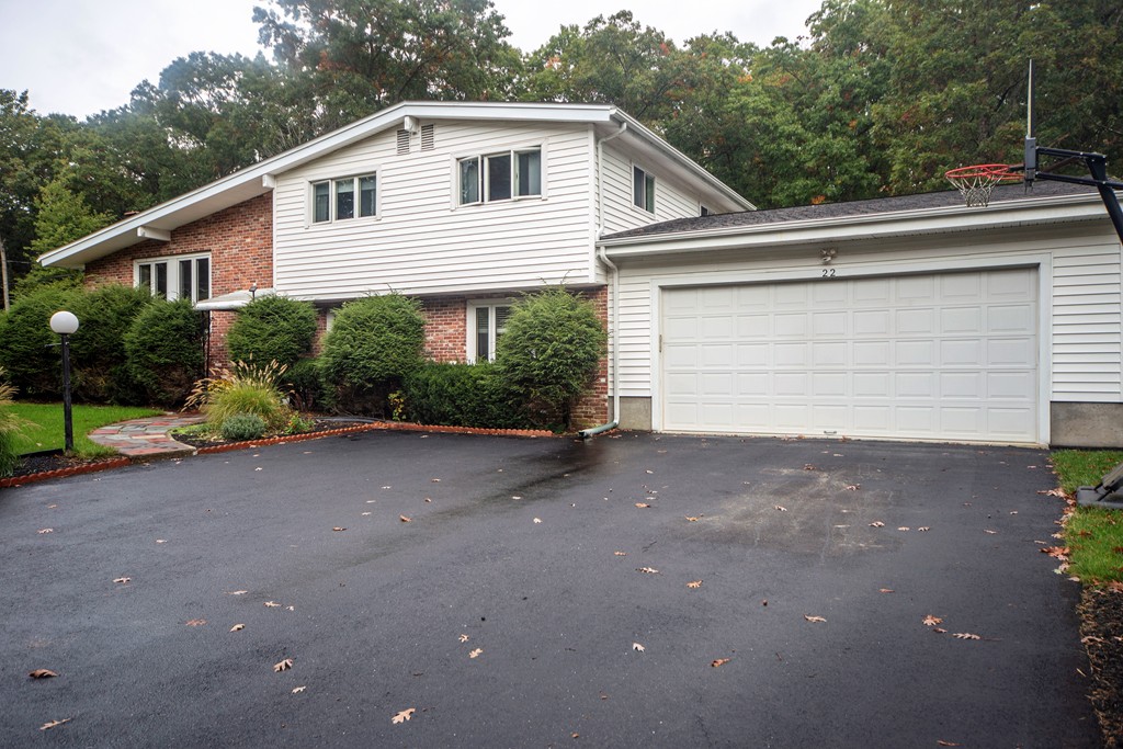 22 Hampton Road Sharon, MA 02067 - Photo 1 of 27