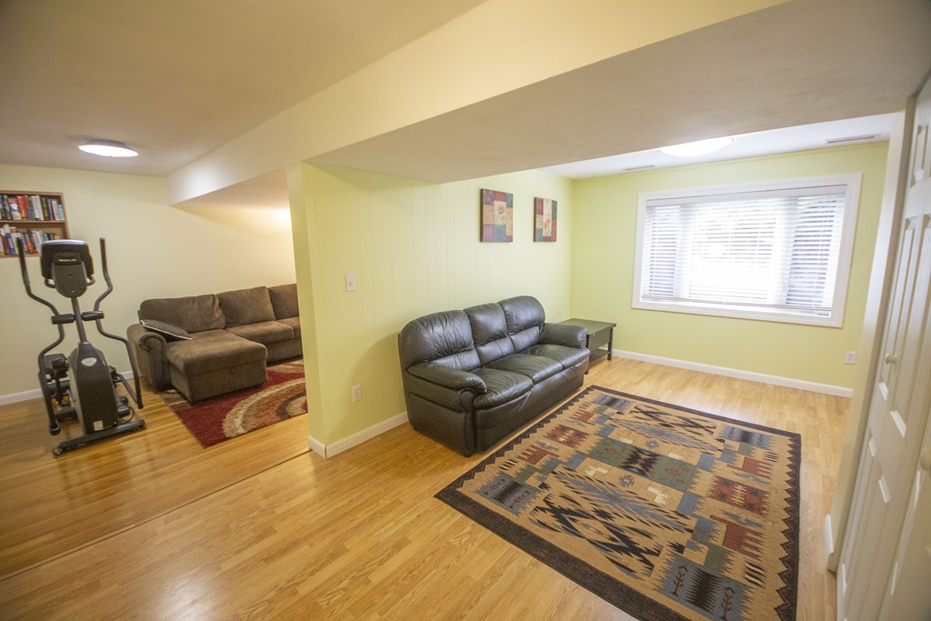 22 Hampton Road Sharon, MA 02067 - Photo 19 of 27