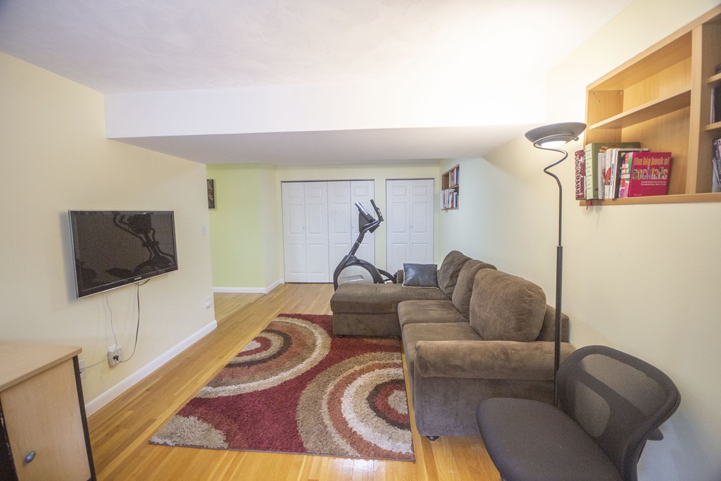 22 Hampton Road Sharon, MA 02067 - Photo 21 of 27