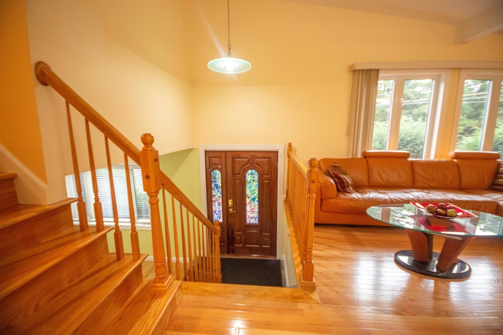 22 Hampton Road Sharon, MA 02067 - Photo 4 of 27