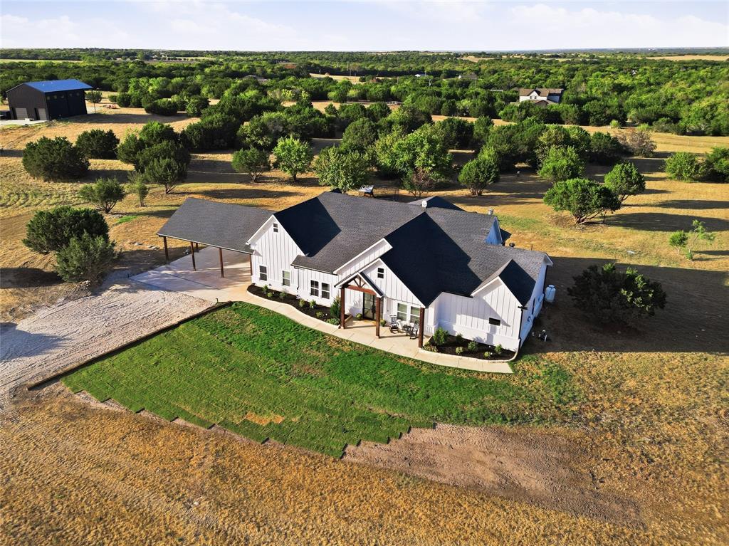 1045 Augustus Court Rio Vista, TX 76093 - Photo 3 of 35 Gallery Image 3