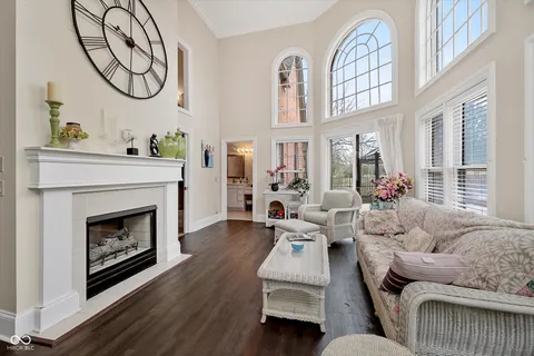 $659,000 | 301 Edgewood Place West, Anderson, IN 46011